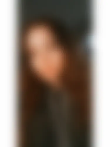 Valentina, 22